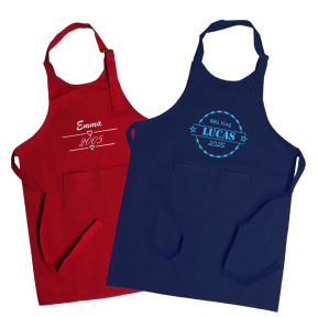 Broderet børneforklæde Label Broderet børneforklæde Label