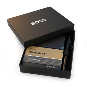 Gavesæt fra Hugo Boss med notesbog og kuglepen Gavesæt fra Hugo Boss med notesbog og kuglepen
