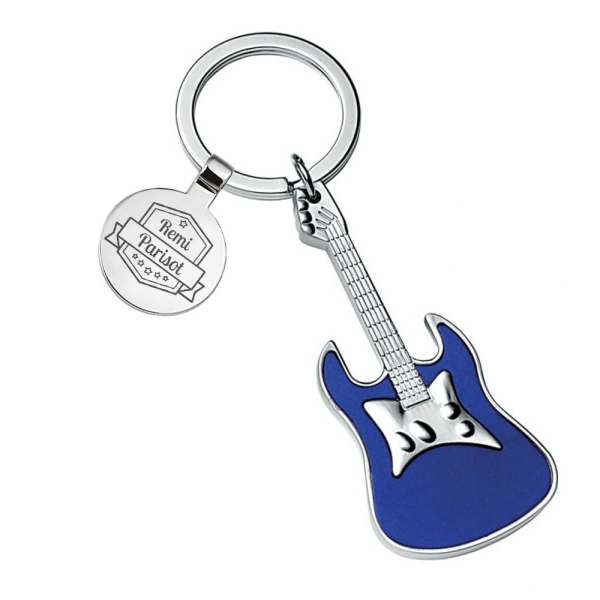 Graveret nøglering i guitarform Graveret nøglering i guitarform