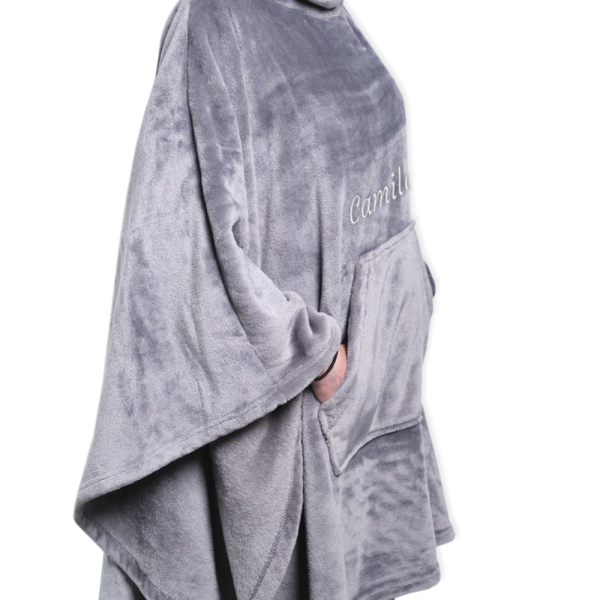 ersonligt antracitfarvet fleeceponcho-plaid ersonligt antracitfarvet fleeceponcho-plaid