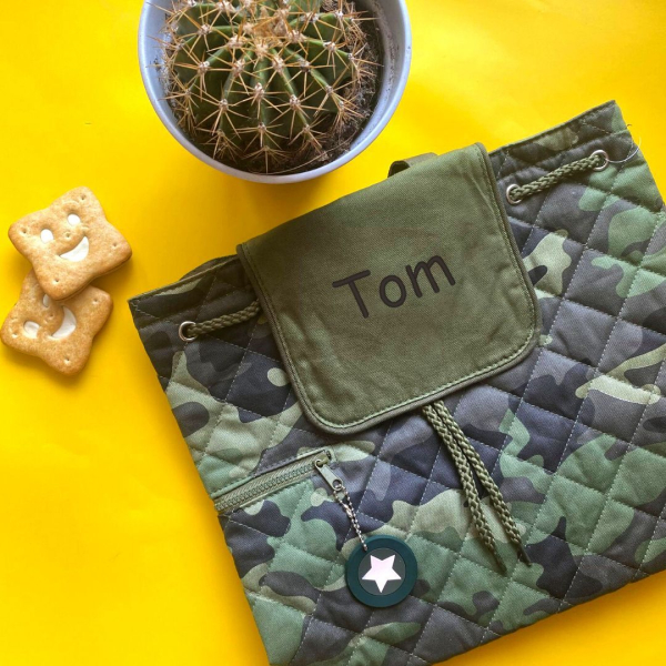Personlig rygsæk til børn i camouflage Personlig rygsæk til børn i camouflage