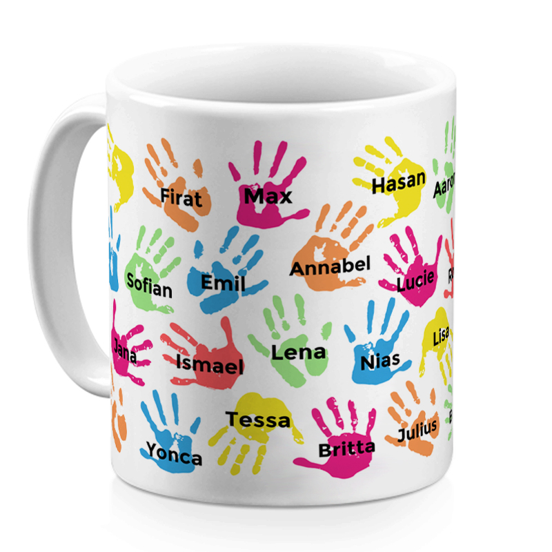 Krus med b�rneh�nder, der er personaliseret med deres fornavn